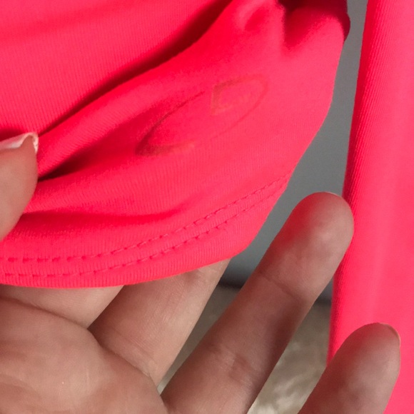 Champion workout top - Picture 2 of 5